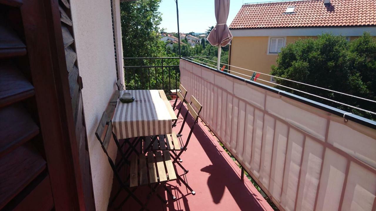 Apartments Gogsy Malinska Exterior photo